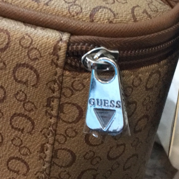 Guess Brown Signature Leather Cosmetics Bag - Picture 10 of 11